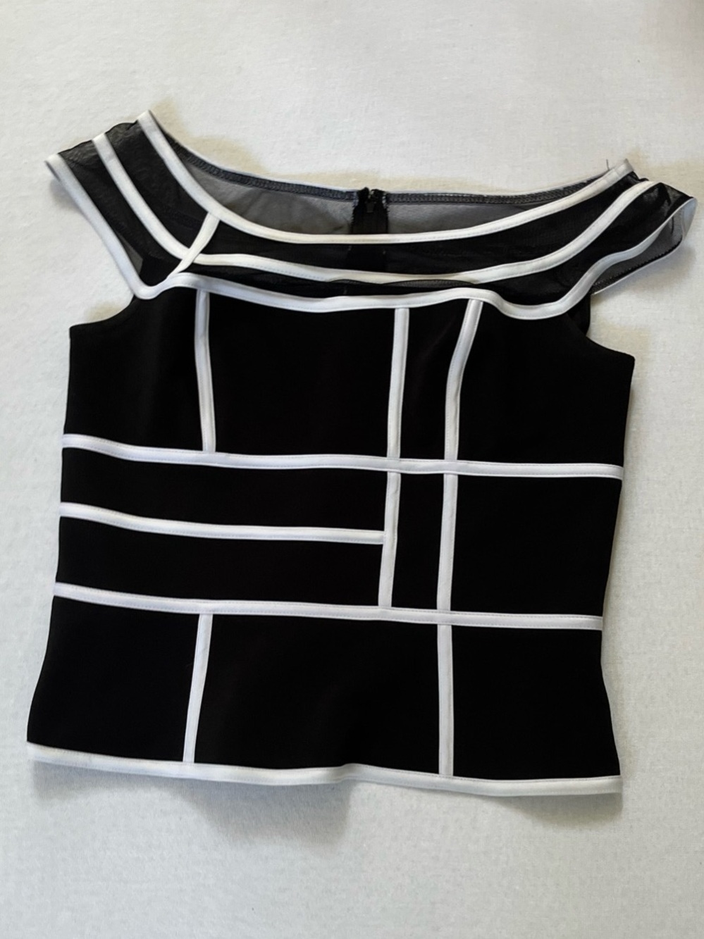 JS Collections Size 10 Black Geometric Mesh Crop Top White Piping Sleeveless